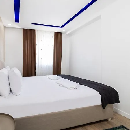 Modern And Central Near Beach In The Heart Of * Antalya