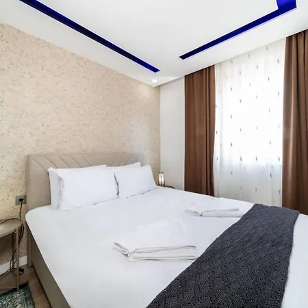 Modern And Central Near Beach In The Heart Of * Antalya