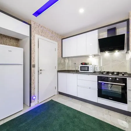 Modern And Central Near Beach In The Heart Of Apartment